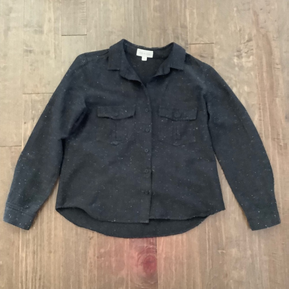 Cloth & Stone Black W/ White Flecks Button, Size S